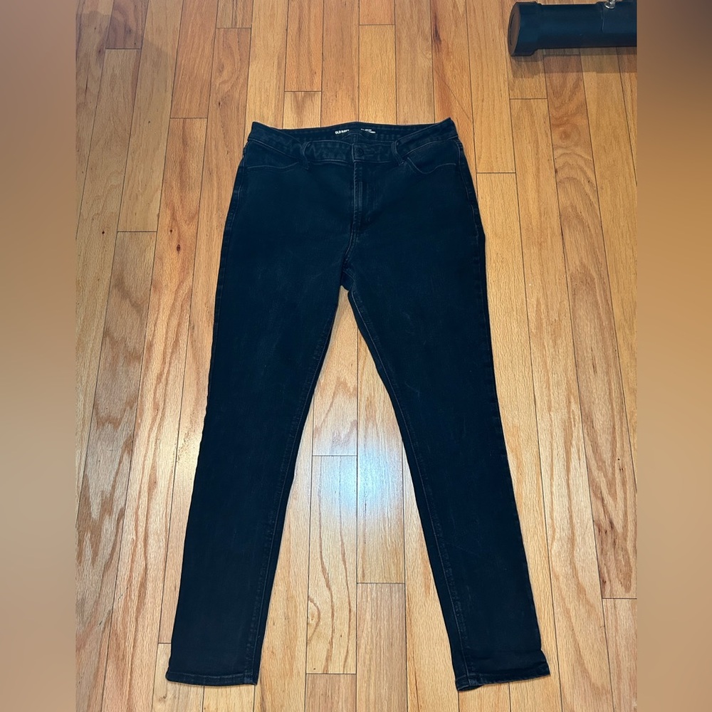 Old Navy High-Rise Super Skinny Black Jeans
